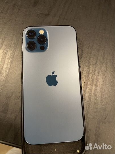 Телефон iPhone 12 pro