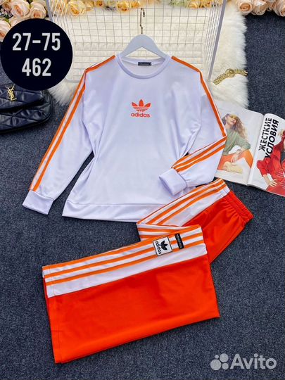 Спортивный костюм adidas женский