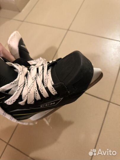 Коньки хоккейные ссм