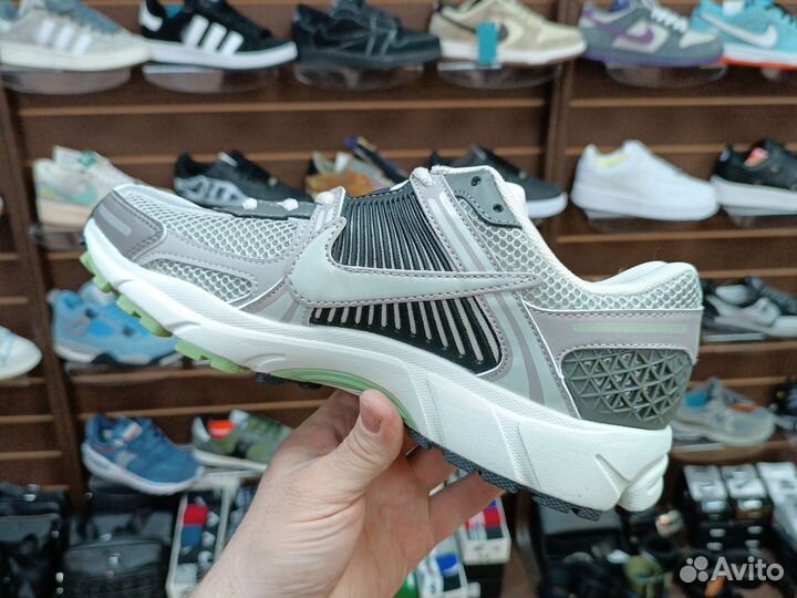 Кроссовки Vomero 5 wolf grey