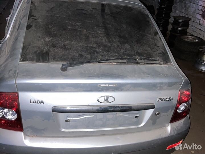 Крышка багажника лада приора