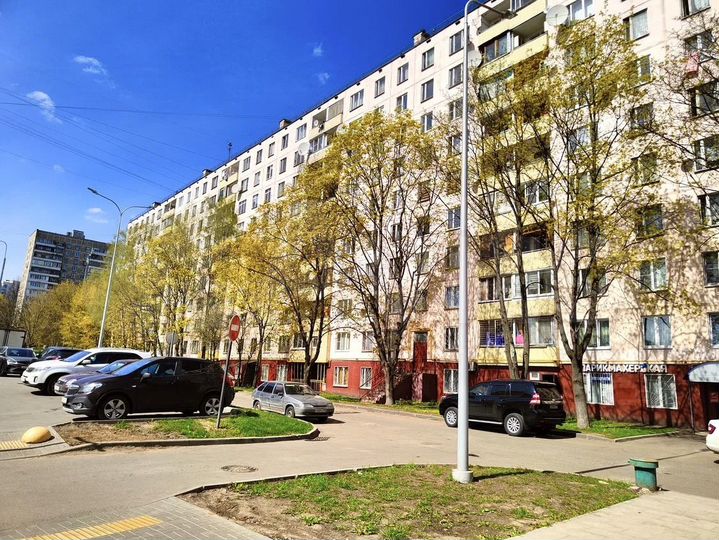 Квартира-студия, 13,3 м², 1/9 эт.