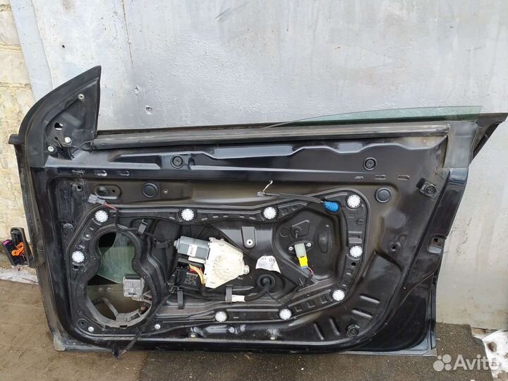 Передняя правая дверь volkswagen passat CC
