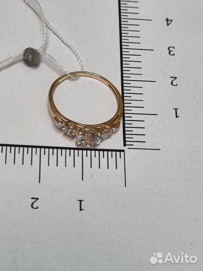 Золотое кольцо с фианитом 16,5р