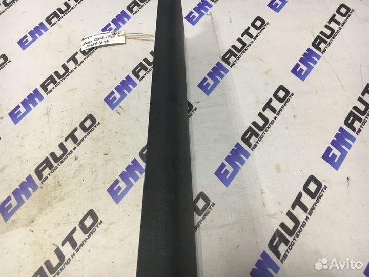 Накладка средней стойки левая Шкода Октавия тур