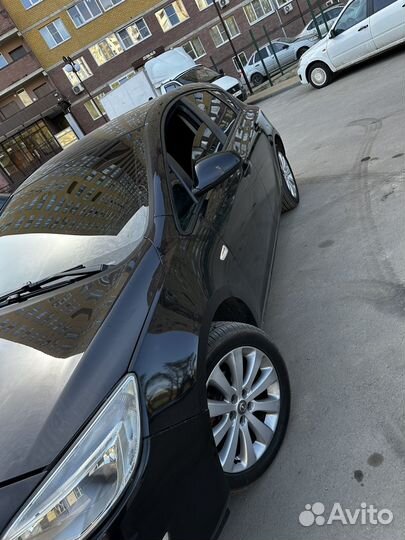 Opel Astra 1.6 AT, 2010, 215 000 км