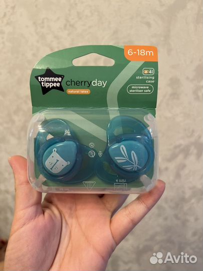 Пустышка tommee tippee