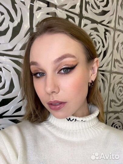 Прически и макияж