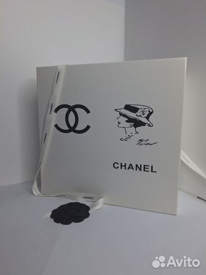 Коробка Шанель, бумага,лента,камелия