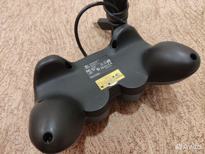 Logitech Rumblepad 2 геймпад