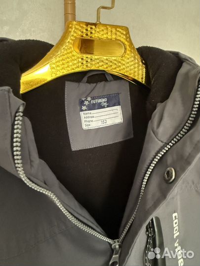 Демисезонная куртка на мальчика 152