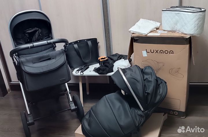 Коляска Luxmom 750 2B1