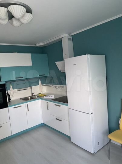 3-к. квартира, 85 м², 1/12 эт.