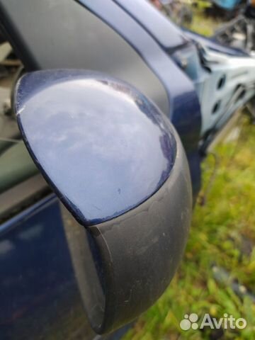 Правое боковое зеркало пежо 206 седан синее