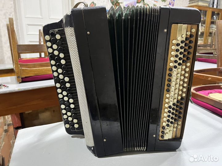 Баян Тульский