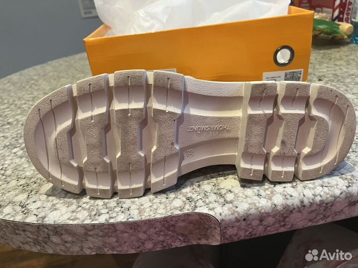 Ботинки женские деми 38 размер