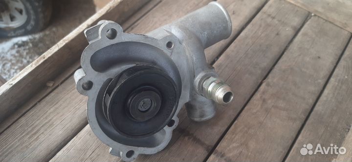 Водяная помпа змз 406