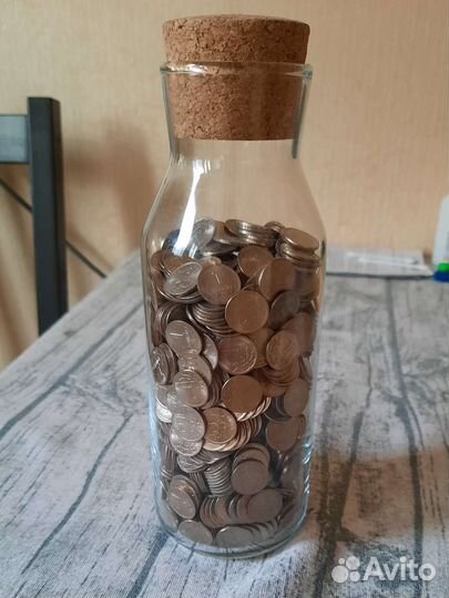 Бутылка икеа с монетами