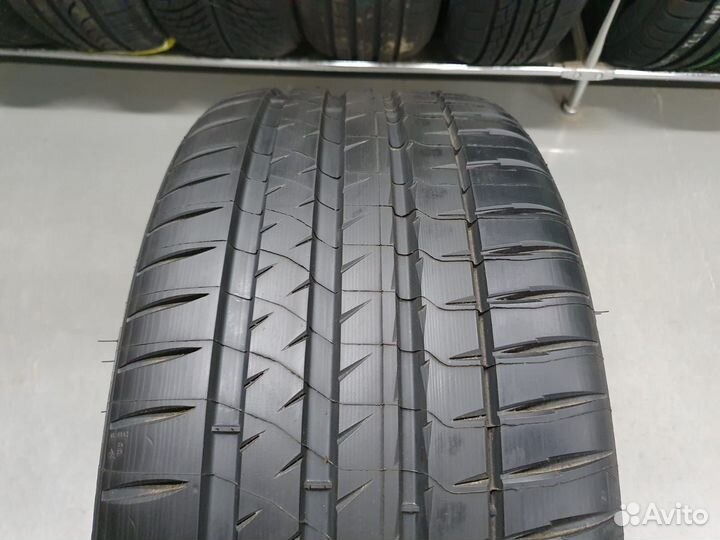 Michelin Pilot Sport PS4 SUV 275/45 R20