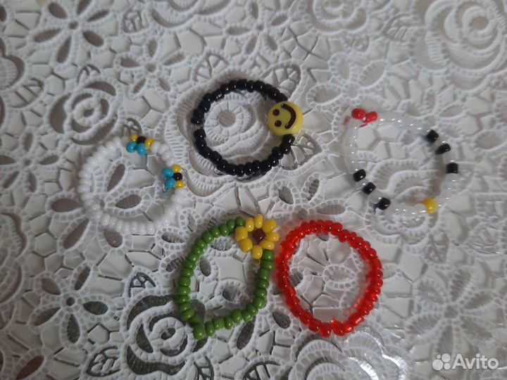 Браслет из бисера