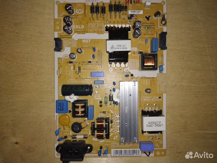 TV samsung ue55nu7670u; ue40j5100au; ue32j6300au