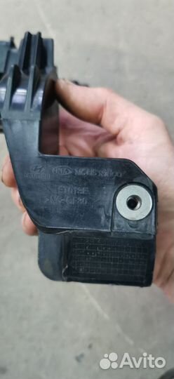 Подфарник пластмаски киа сид