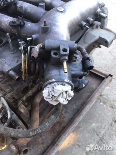 Мотор 21103 16 v, много запчастей на десятку