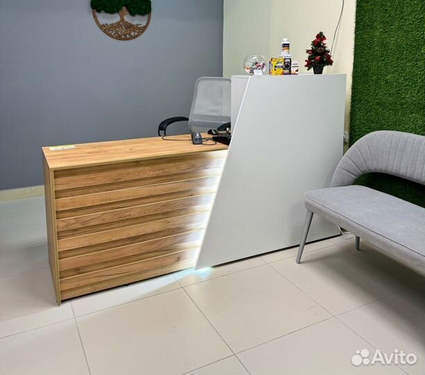 Ресепшен для Маникюрного Салона