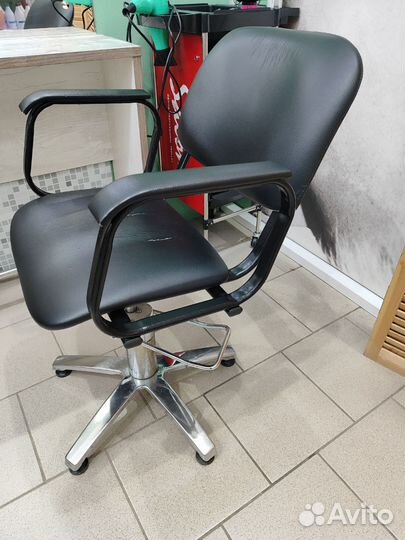 Кресло парикмахерское