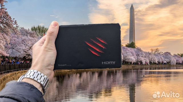 Смарт приставка для телевизора iptv + фильмы +игры