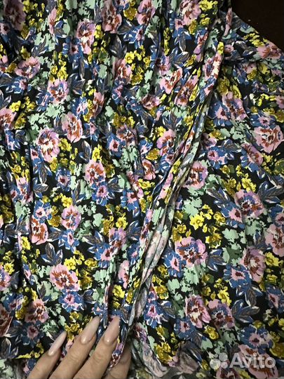 Платье Bershka летнее мини цветочный принт