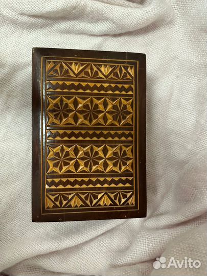 Шкатулка резная деревянная винтаж