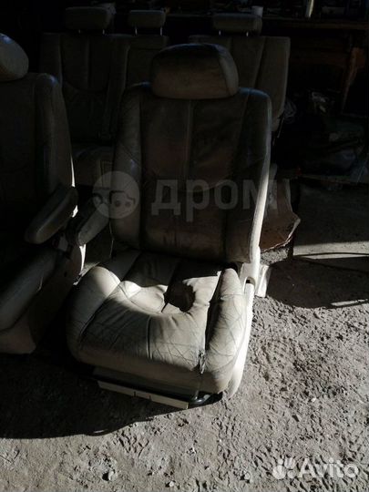 Кожаный салон для Toyota Harier RX300