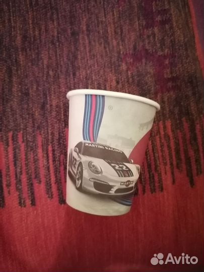Пластиковые и бумажные стаканы с логотипом