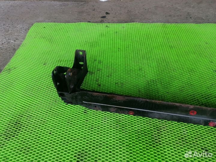 Балка радиаторная на Ford Kuga 2013-2019