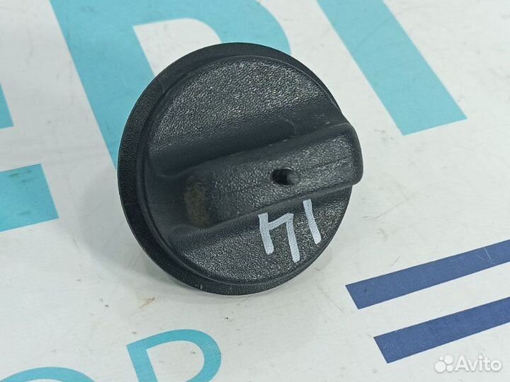 Крышка бензобака Renault Kaptur F4R410 2018