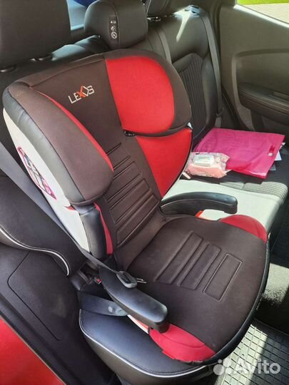 Детское кресло с изофикс