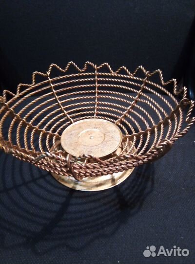 Ваза для фруктов, хлеба, металлическая