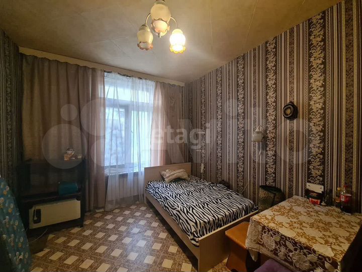 Комната 15,2 м² в 4-к., 1/5 эт.