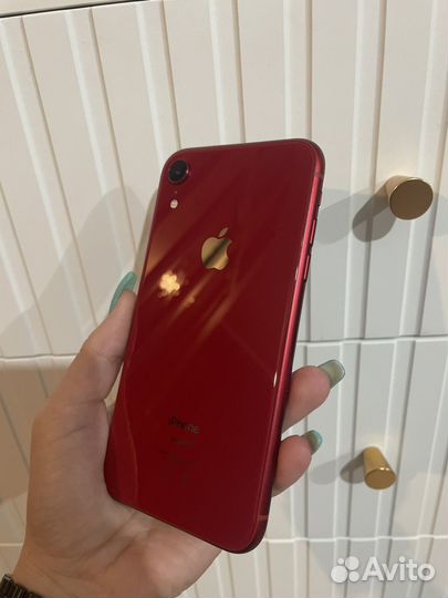 iPhone Xr, 64 ГБ