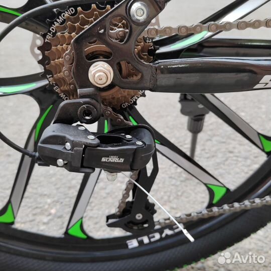 Велосипед складной на литых дисках