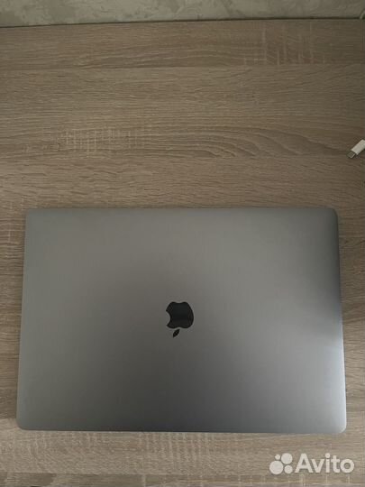 Apple MacBook Pro 16 2019 i7