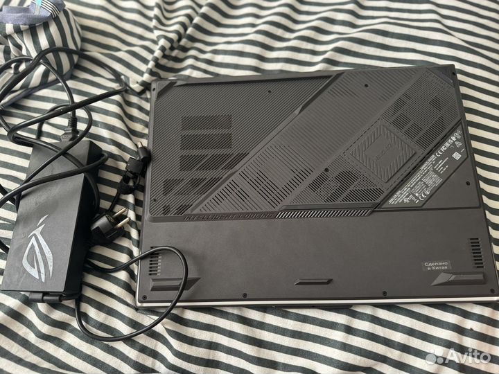 Ноутбук игровой Asus rog strix G18 G814JV-N5080