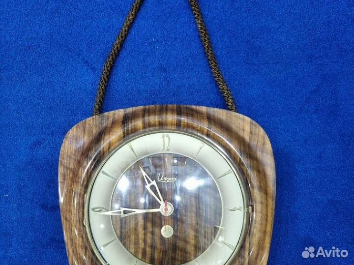 Настенные часы СССР