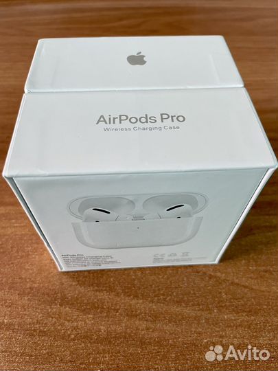 Наушники Apple AirPods Pro