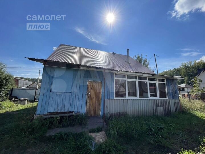 Дом 65 м² на участке 15 сот.