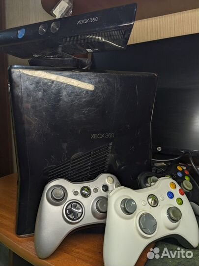 Xbox 360S Freeboot + Игры