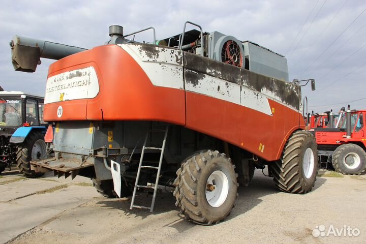 Комбайн Ростсельмаш Acros 530, 2010