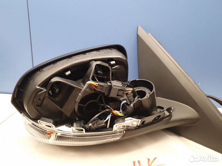 Зеркало правое Renault Arkana 2019