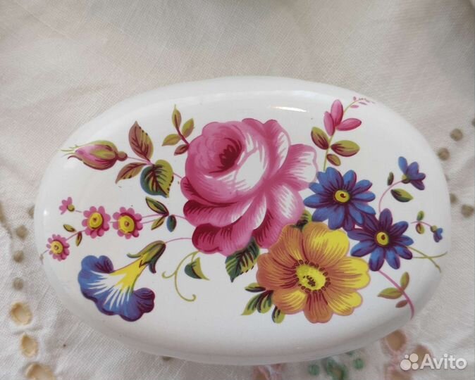 Винтажные фарфоровые помандеры Европа